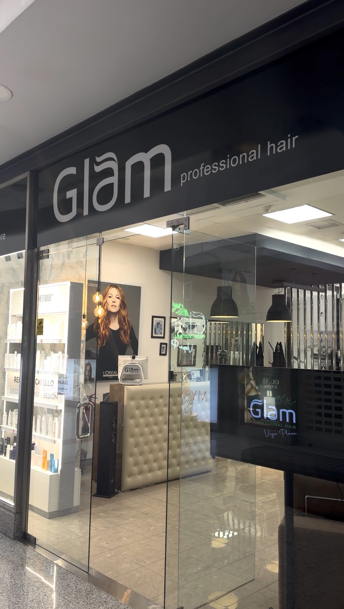 TRASPASO SALON DE PELUQUERIA